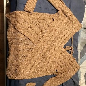 Cross cropped top sweater